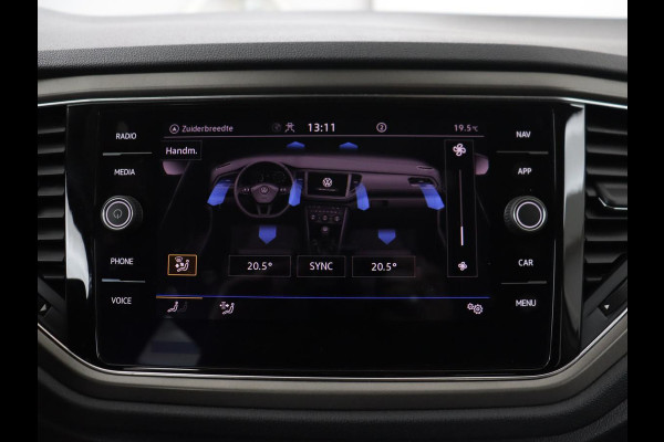 Volkswagen T-Roc 1.0 TSI Style Business | Trekhaak | Camera | Adaptive cruise | Carplay | Navigatie | Side Assist | Climate control | DAB | Parkeerhulp | Bluetooth