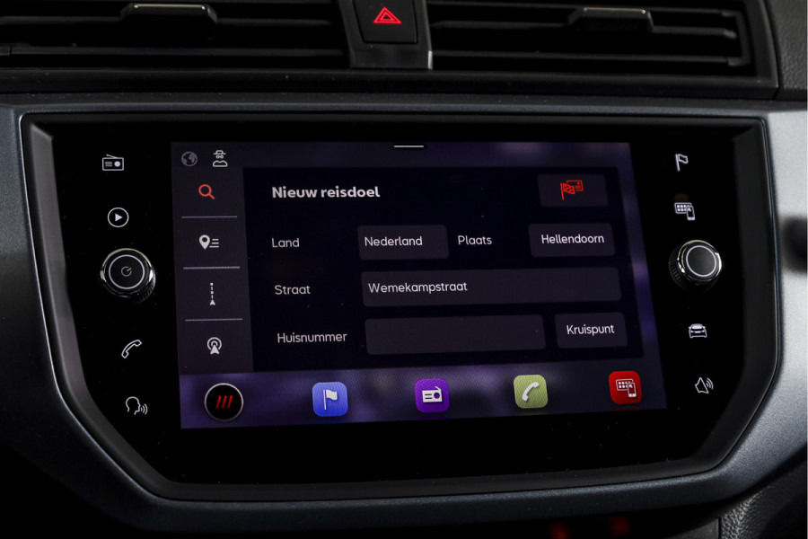 Seat Arona 1.0 TSI 95 PK Style Business Intense Orig. NL | Adapt. Cruise | PDC | Camera | NAV + App. Connect | ECC | DAB | LM 16" |