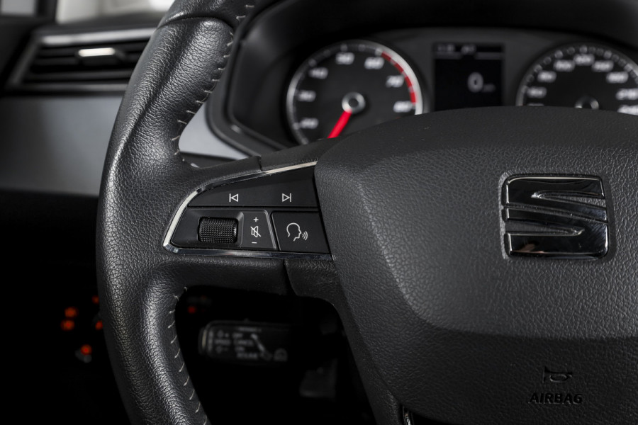 Seat Arona 1.0 TSI 95 PK Style Business Intense Orig. NL | Adapt. Cruise | PDC | Camera | NAV + App. Connect | ECC | DAB | LM 16" |