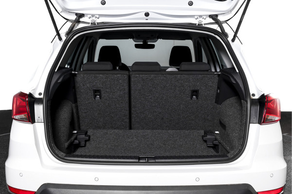 Seat Arona 1.0 TSI 95 PK Style Business Intense Orig. NL | Adapt. Cruise | PDC | Camera | NAV + App. Connect | ECC | DAB | LM 16" |