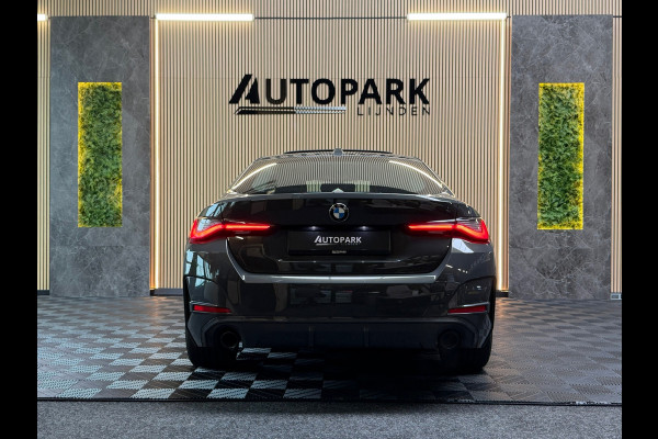 BMW 4 Serie Gran Coupé 420i Business Edition Plus M-SPORT|DAK|SFEERVERLICHTING|DEALER ONDERHOUDEN|LEDER|CAMERA|