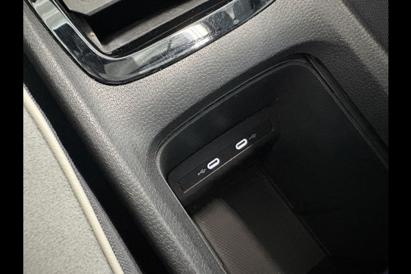 Volkswagen ID.3 First Plus 58 kWh 93%SoH KEYLESS/CAMERA/19INCH/WINTERPACK/ADAPT.CRUISE