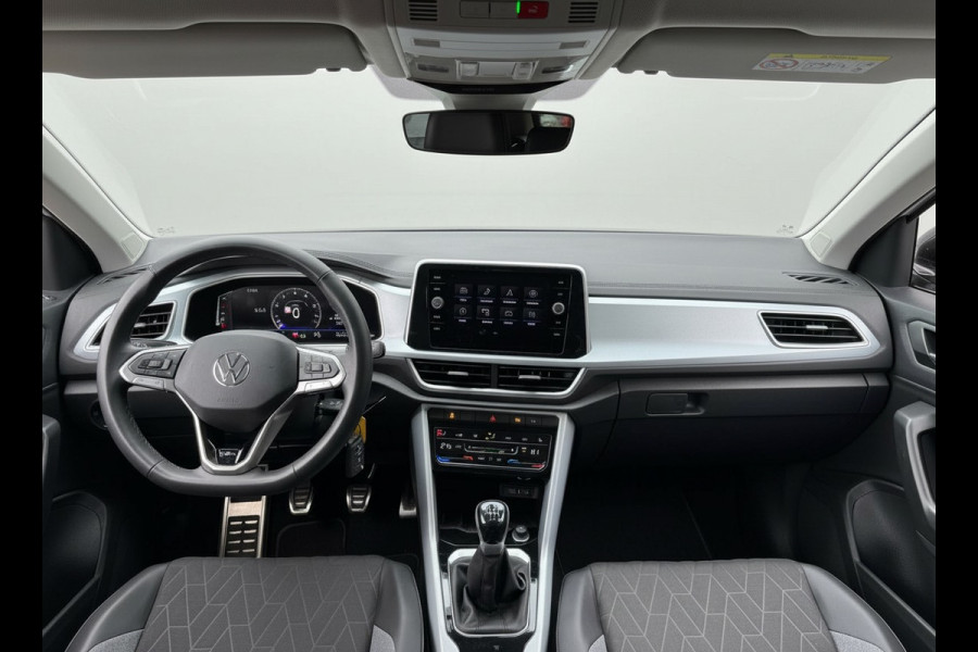 Volkswagen T-Roc TSI 115PK LIFE GOAL EDITION VIRTUAL/NAVI/ACC/STOELVERW. wordt verwacht!