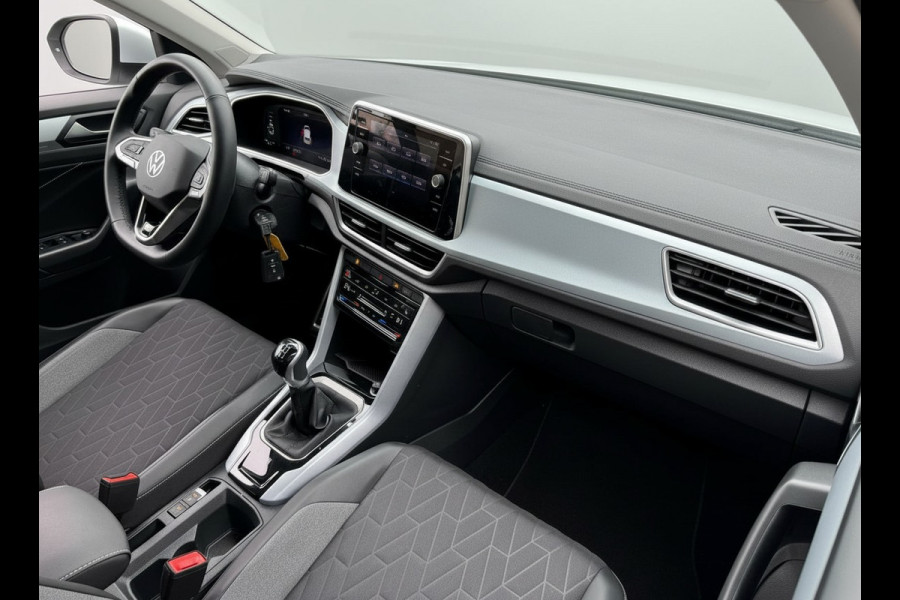 Volkswagen T-Roc TSI 115PK LIFE GOAL EDITION VIRTUAL/NAVI/ACC/STOELVERW. wordt verwacht!