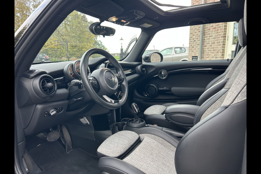 MINI Mini 1.5 136pk AUT. Cooper Chili Panorama Navi