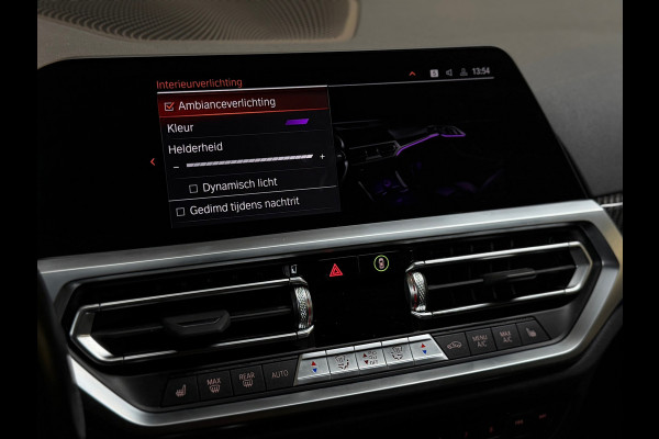 BMW 4 Serie Gran Coupé 420i Business Edition Plus M-SPORT|DAK|SFEERVERLICHTING|DEALER ONDERHOUDEN|LEDER|CAMERA|