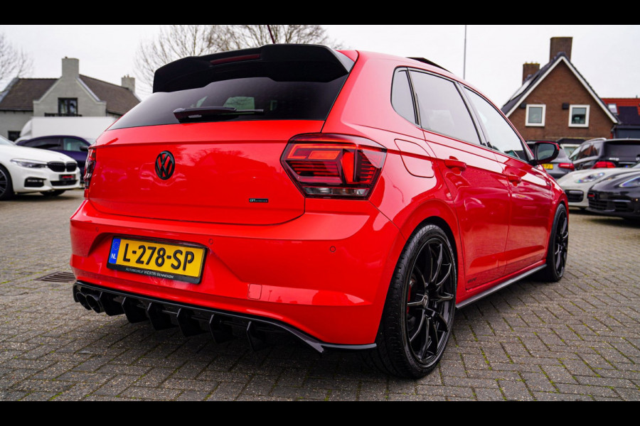 Volkswagen Polo 2.0 TSI GTI | Panorama | Automaat | Climatronic | Stoelverwarming | Virtual cockpit | Apple carplay | NAP