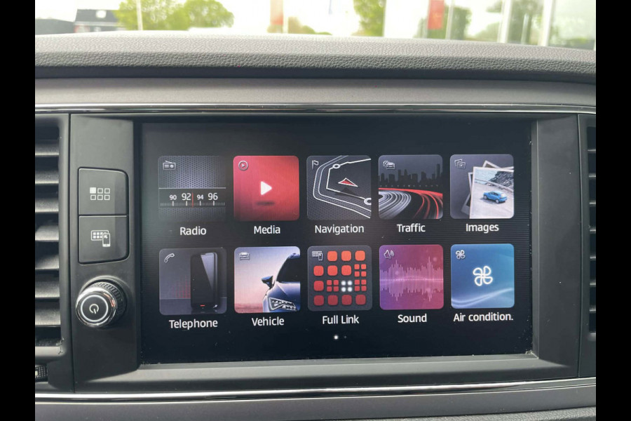 Seat Leon 1.0 TSI Style Ultimate Edition / navigatie / parkeerhulp