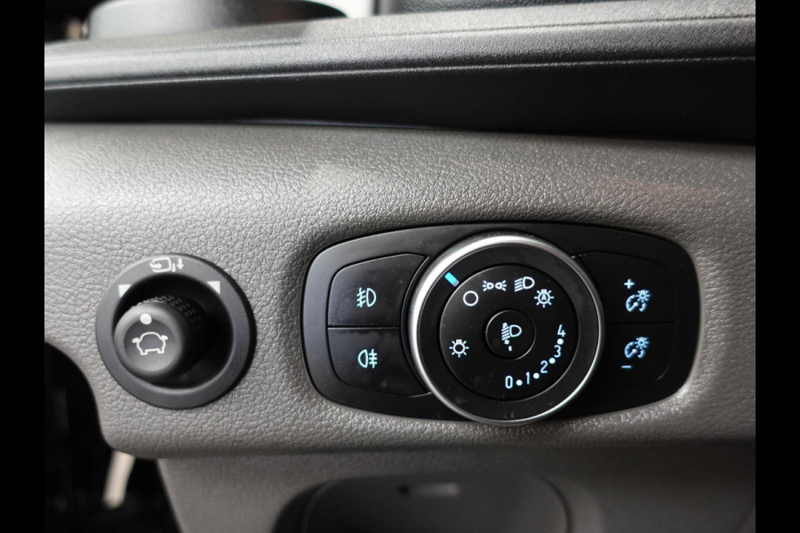 Ford Transit 130pk L2H2 Automaat Navigatie Trekhaak 360° Camera Airco Cruise DAB+