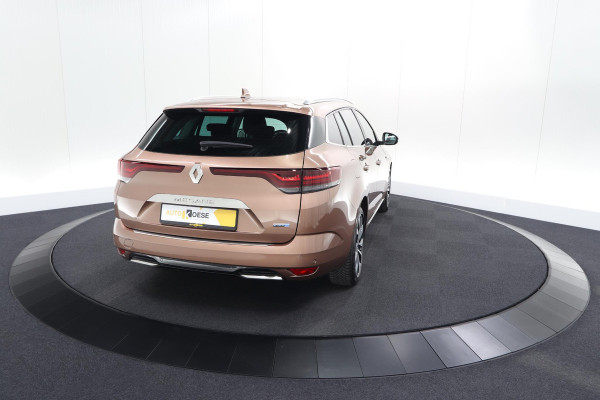 Renault Mégane Estate 1.6 E-Tech Plug-In Hybrid 160 Intens | Stoelmassage | Dodehoekdetectie | Leer | Camera