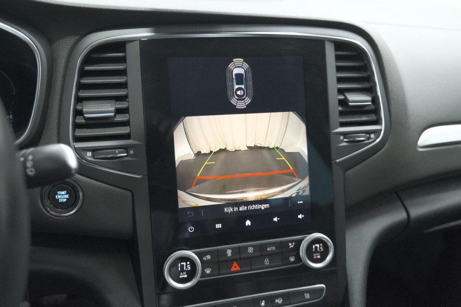 Renault Mégane Estate 1.6 E-Tech Plug-In Hybrid 160 Intens | Stoelmassage | Dodehoekdetectie | Leer | Camera