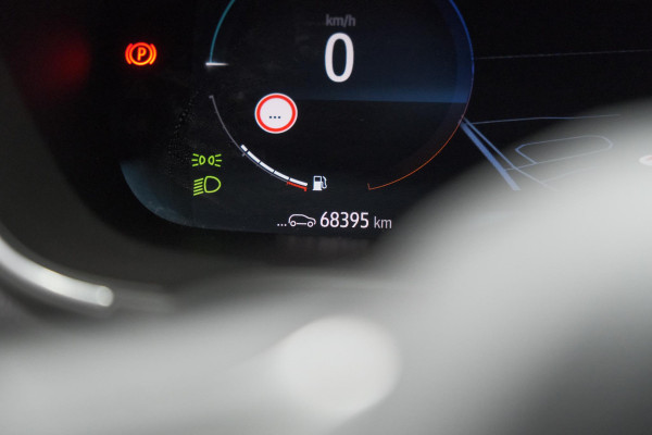 Renault Mégane Estate 1.6 E-Tech Plug-In Hybrid 160 Intens | Stoelmassage | Dodehoekdetectie | Leer | Camera