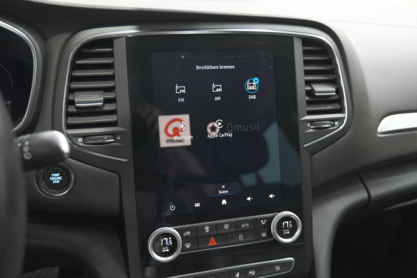 Renault Mégane Estate 1.6 E-Tech Plug-In Hybrid 160 Intens | Stoelmassage | Dodehoekdetectie | Leer | Camera