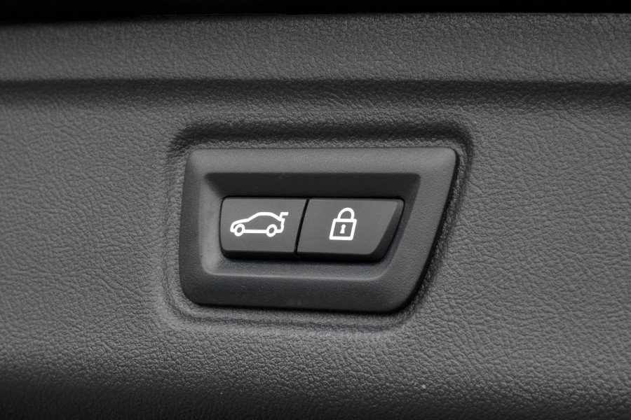 BMW 3 Serie Touring 320e | M-PAKKET | STAGE 1 | OPF DELETE | DOWNPIPE | PANO | ACC | CAMERA