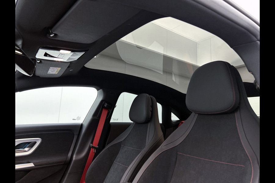 Mercedes-Benz CLA-Klasse 200 Business Solution AMG | Premium Plus | Winterpakket | Nightpakket | Rijassistentiepakket | Smartphone integratie | MBUX Augmented Reality navigatie |