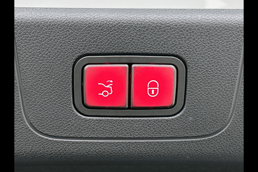 Mercedes-Benz CLA-Klasse 200 Business Solution AMG | Premium Plus | Winterpakket | Nightpakket | Rijassistentiepakket | Smartphone integratie | MBUX Augmented Reality navigatie |