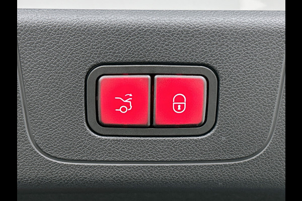 Mercedes-Benz CLA-Klasse 200 Business Solution AMG | Premium Plus | Winterpakket | Nightpakket | Rijassistentiepakket | Smartphone integratie | MBUX Augmented Reality navigatie |