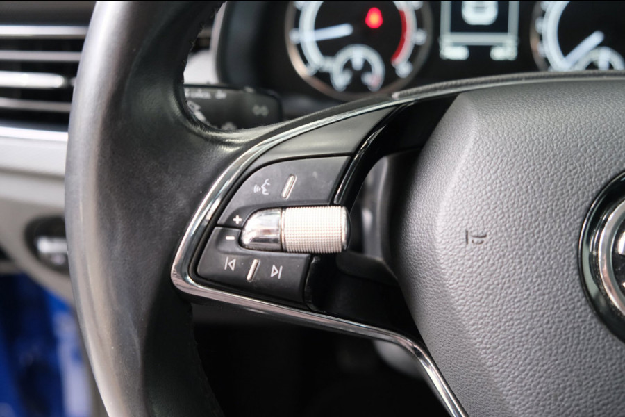 Škoda Kamiq 1.0 TSI Ambition - N.A.P. Airco, Cruise, Carplay.