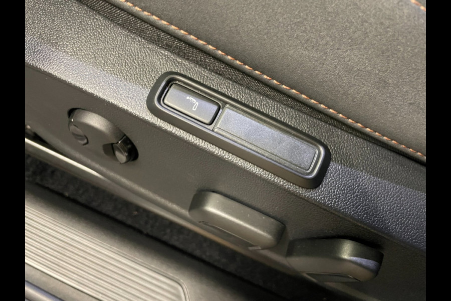 CUPRA Born Performance One 62 kWh|92%SOH|MASSAGE|ELEK.STOEL|ACC|CARPLAY|CAMERA|KEYLESS|STOEL+STUURVERW|NAVI|NAP|NL|INC.BTW|1e EIG|