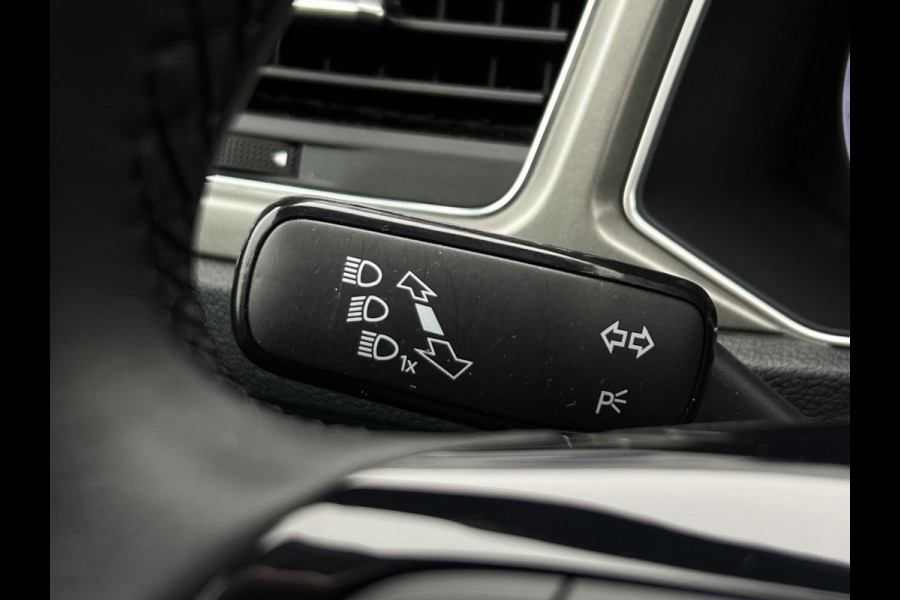 Volkswagen T-Roc 1.0 TSI Style | CarPlay | ACC | DAB+ | Clima