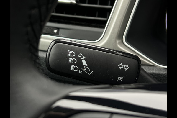 Volkswagen T-Roc 1.0 TSI Style | CarPlay | ACC | DAB+ | Clima