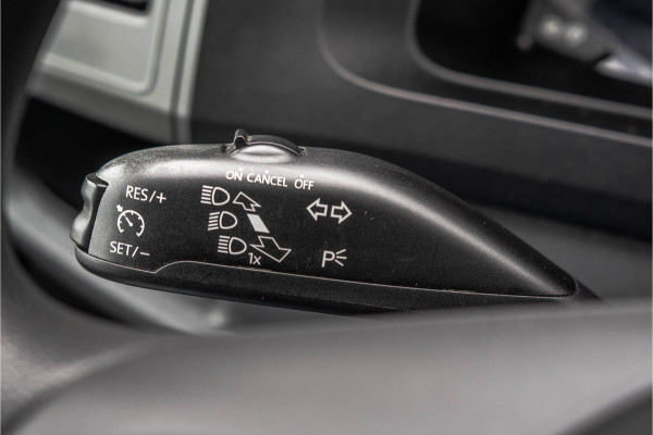 Volkswagen Transporter T6 2.0 TDI L1H1 | 150 PK | Automaat | Carplay | Cruise | PDC | Trekhaak