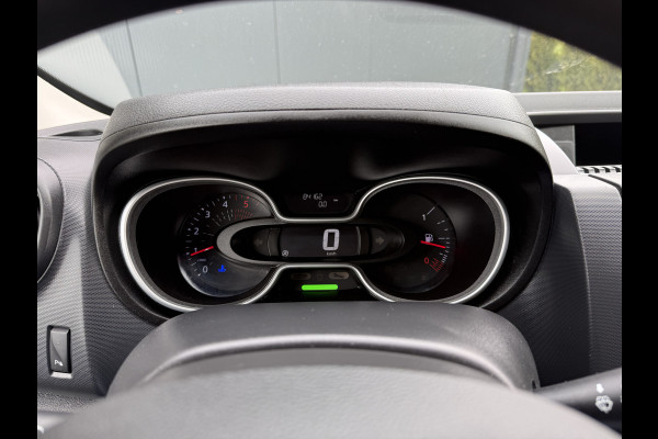 Renault Trafic 2.0 dCi 120 PK / L1H1 / 1e EIG. / TREKHAAK / IMPERIAAL / AIRCO / CRUISE / 3-ZITS / LED