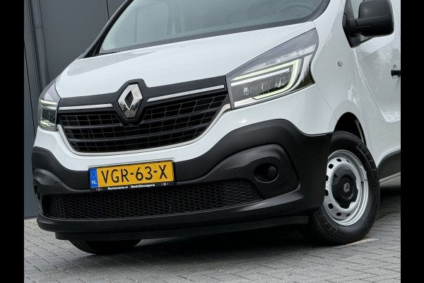 Renault Trafic 2.0 dCi 120 PK / L1H1 / 1e EIG. / TREKHAAK / IMPERIAAL / AIRCO / CRUISE / 3-ZITS / LED