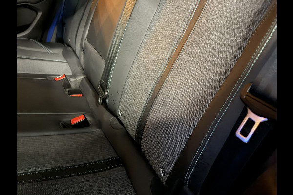 Peugeot 3008 1.2 PureTech Allure Pack Business Garantie Carplay Camera Blindspot Cruise Navi Clima Sfeer Led Dab Keyless Rijklaar