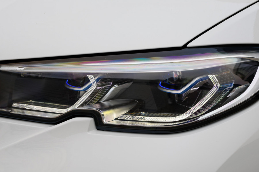 BMW 3-serie 330e Business Edition Plus | BTW | NAP | M-SPORT | LASER | KEYLESS | 360 | LEDER | DEALER ONDH |