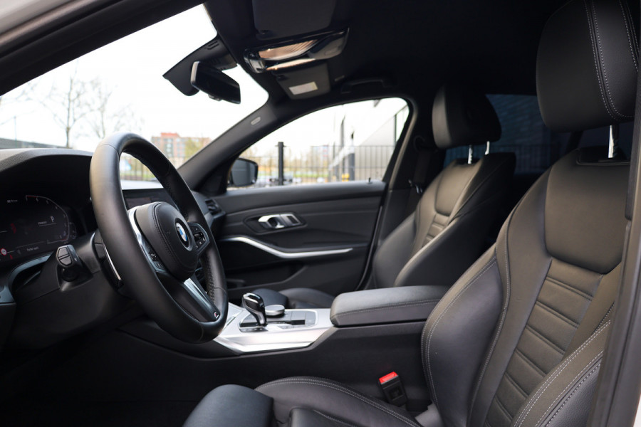BMW 3-serie 330e Business Edition Plus | BTW | NAP | M-SPORT | LASER | KEYLESS | 360 | LEDER | DEALER ONDH |