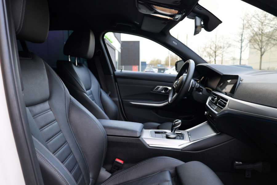 BMW 3-serie 330e Business Edition Plus | BTW | NAP | M-SPORT | LASER | KEYLESS | 360 | LEDER | DEALER ONDH |
