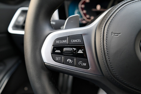 BMW 3-serie 330e Business Edition Plus | BTW | NAP | M-SPORT | LASER | KEYLESS | 360 | LEDER | DEALER ONDH |