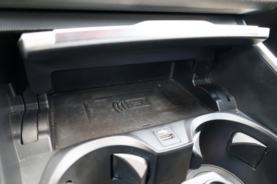 BMW 3-serie 330e Business Edition Plus | BTW | NAP | M-SPORT | LASER | KEYLESS | 360 | LEDER | DEALER ONDH |