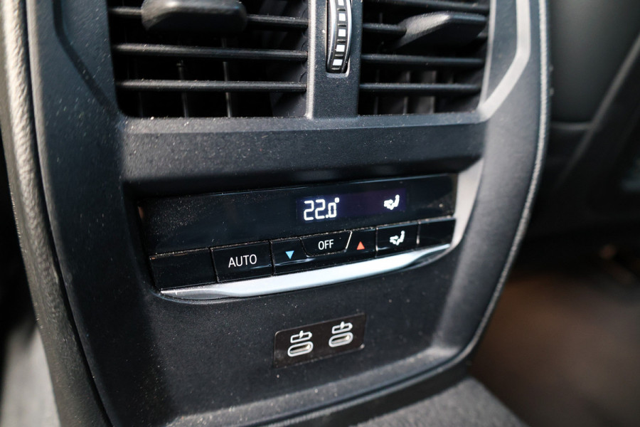 BMW 3-serie 330e Business Edition Plus | BTW | NAP | M-SPORT | LASER | KEYLESS | 360 | LEDER | DEALER ONDH |