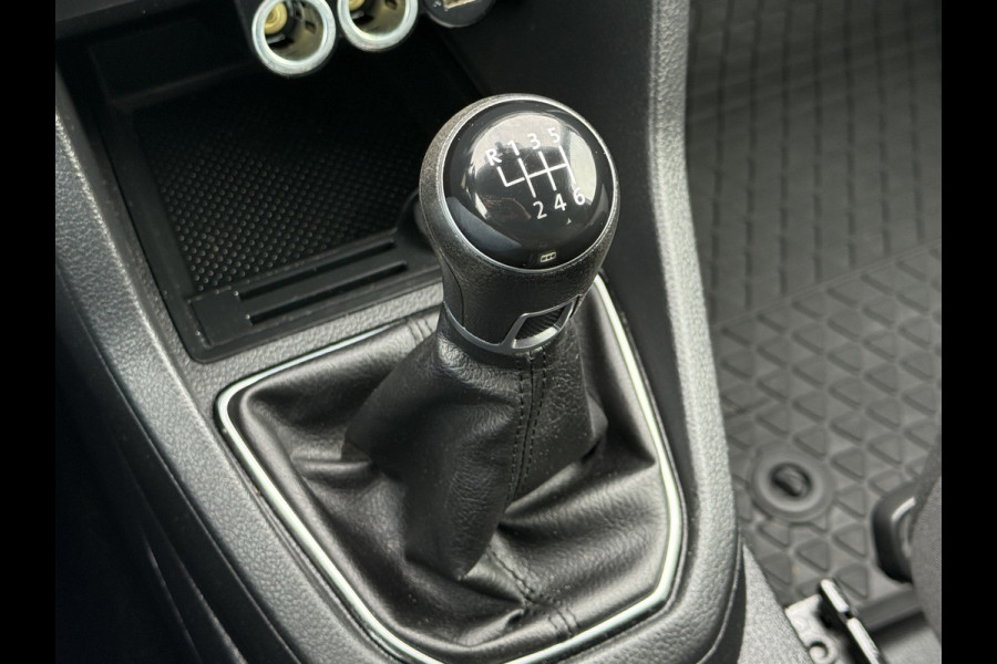 Volkswagen Caddy Maxi 2.0 TDI 4-MOTION E6 / L2H1 / MAXI / 4x4 / 1e EIG. / AIRCO / CRUISE / TREKHAAK / INRICHTING 220V