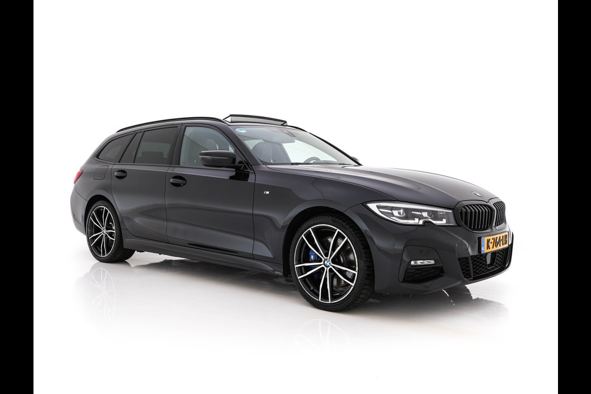 BMW 3 Serie Touring 330e eDrive M-Sportpack Edition (Plug-In) (INCL-BTW) *PANO | LEATHER | HEAD-UP | ADAPTIVE-CRUISE | FULL-LED | KEYLESS | DIGI-COCKPIT | HEATED-SPORTSEATS | CAMERA | HIFI-SOUND | PRIVACYGLASS | DAB+ | SHIFTPADDLES | NAVI-FULLMAP | 19"A