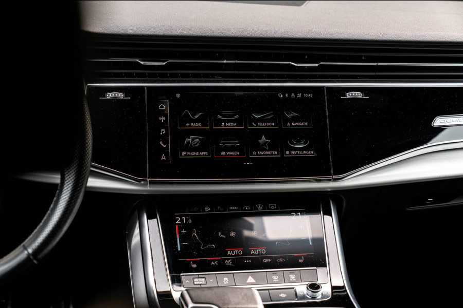 Audi Q8 55 TFSI e Quattro Pro Line S-Line Luchtvering Trekhaak Adaptive LED Matrix 22''