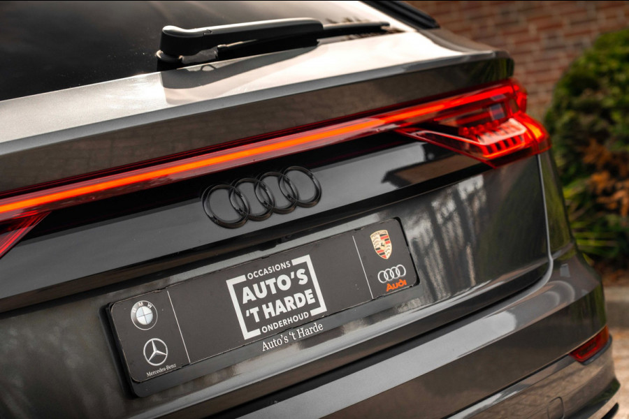 Audi Q8 55 TFSI e Quattro Pro Line S-Line Luchtvering Trekhaak Adaptive LED Matrix 22''