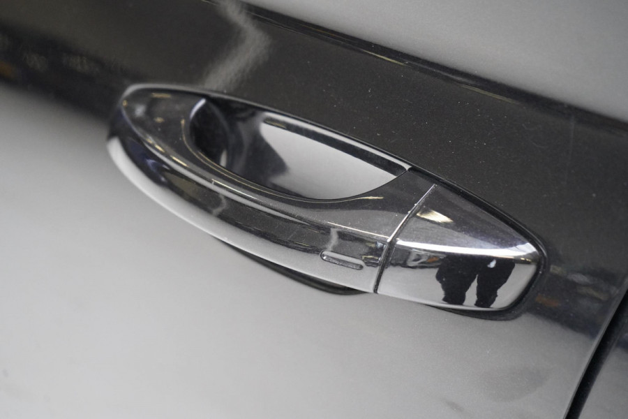 Škoda Kodiaq 1.5 TSi 150pk Business Edition DSG | Trekhaak | Panoramadak | Blind-Spot | Adaptive cruise | Sfeerverlichting | Camera