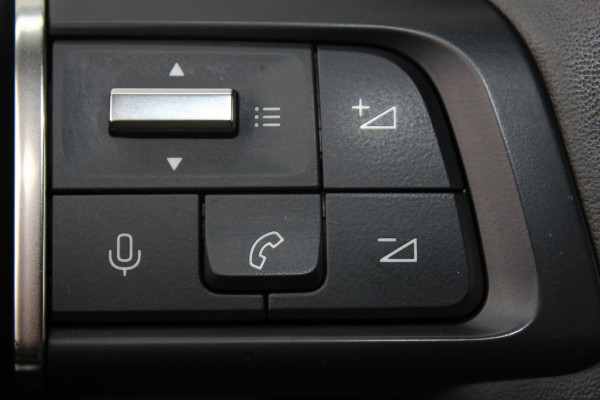 Citroën C4 1.2-130pk Puretech Shine Limited AUTOMAAT ! Gun u het comfort en gemak van een automaat ! Autm. airco, Navigatie, Cruise Control, Climate Control, Lane assist, Stoelverwarming, Camera, Apple CarPlay/Android auto etc.