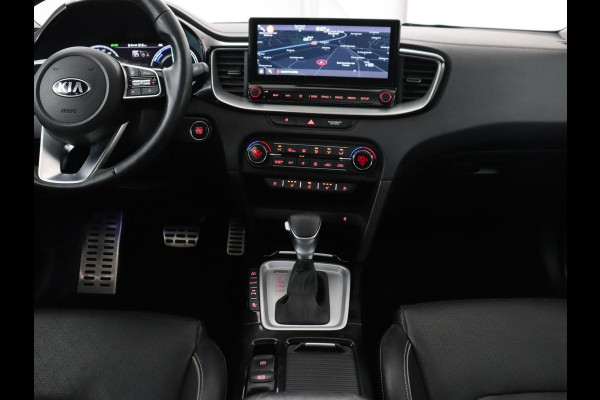 Kia Ceed 1.6 GDI PHEV ExecutiveLine | SOH 93% | Panoramadak | Stoelventilatie | Leder | Camera | Carplay | Half leder | Stuurverwarming | Full LED | Keyless | Navigatie | Digital Cockpit | Plug In