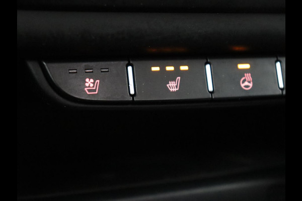 Kia Ceed 1.6 GDI PHEV ExecutiveLine | SOH 93% | Panoramadak | Stoelventilatie | Leder | Camera | Carplay | Half leder | Stuurverwarming | Full LED | Keyless | Navigatie | Digital Cockpit | Plug In