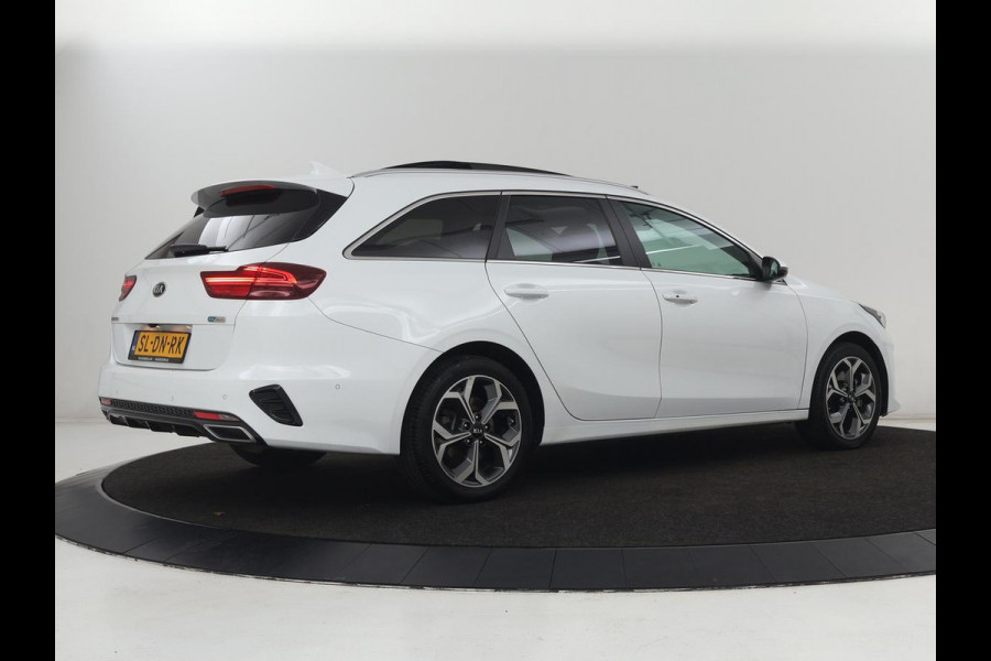 Kia Ceed 1.6 GDI PHEV ExecutiveLine | SOH 93% | Panoramadak | Stoelventilatie | Leder | Camera | Carplay | Half leder | Stuurverwarming | Full LED | Keyless | Navigatie | Digital Cockpit | Plug In