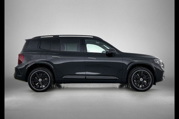 Mercedes-Benz Glb 250+ Business Solution AMG 7p. 85.5 kWh | Premium pakket | Winterpakket | Nightpakket | Trekhaak | Verstelbare demping | 20” multispaakse AMG-velgen | Vast panoramadak | Sfeerverlichting | GUARD 360° |