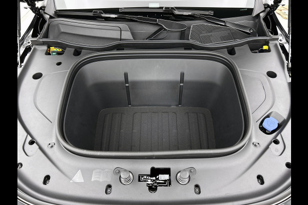 Mercedes-Benz Glb 250+ Business Solution AMG 7p. 85.5 kWh | Premium pakket | Winterpakket | Nightpakket | Trekhaak | Verstelbare demping | 20” multispaakse AMG-velgen | Vast panoramadak | Sfeerverlichting | GUARD 360° |