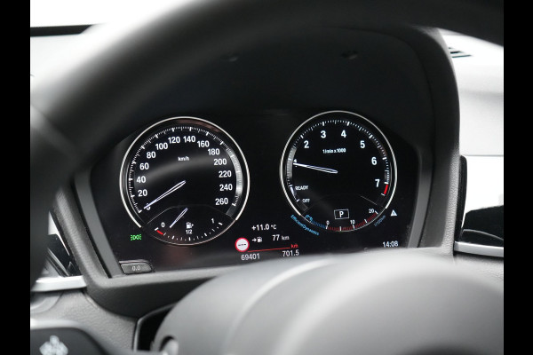 BMW X1 sDrive18i M Sport 141pk | Trekhaak Afn. | Camera | Lederen Sportstoelen Verwarmd | Navigatie | Cruise Control | LED Koplampen | 18"L.M |