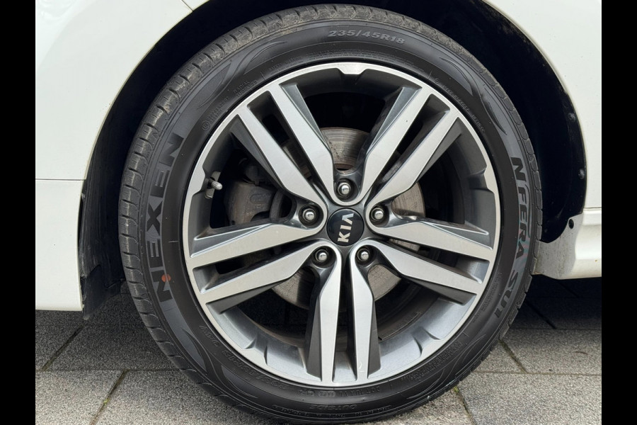 Kia Soul 1.6 GDi Spirit - Navigatie I Leer I Airco I Xenon I PDC I Achteruitrij Camera I Dealer onderhouden