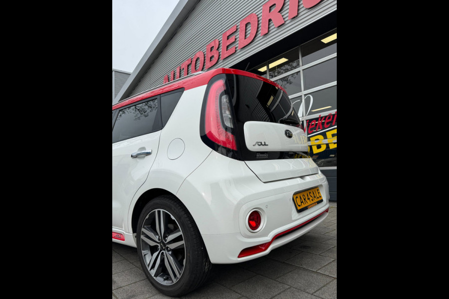 Kia Soul 1.6 GDi Spirit - Navigatie I Leer I Airco I Xenon I PDC I Achteruitrij Camera I Dealer onderhouden