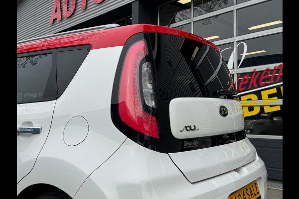 Kia Soul 1.6 GDi Spirit - Navigatie I Leer I Airco I Xenon I PDC I Achteruitrij Camera I Dealer onderhouden